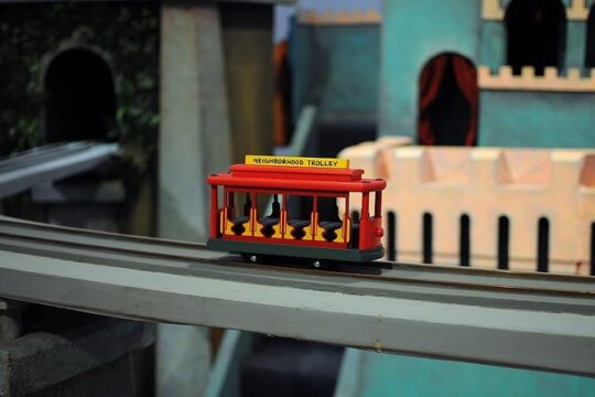 Hello Neighbor! The Mister Rogers Walking Tour!