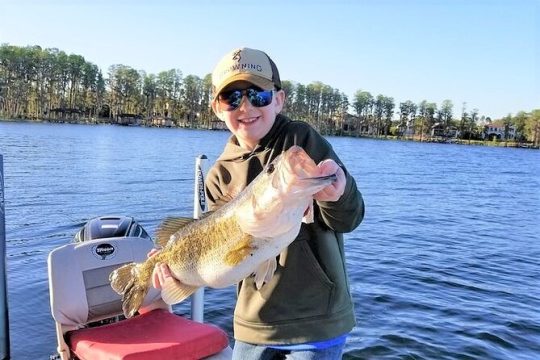 Private 6-Hour Butler Chain Of Lakes Fishing Charter Near Orlando